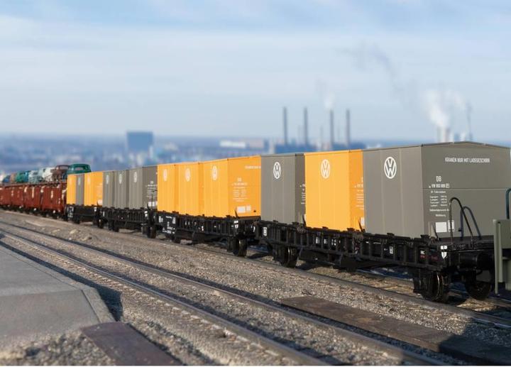 Actual product image Trix H0 24161 H0 DB Container Transport Car Pair Laabs (Track IV)