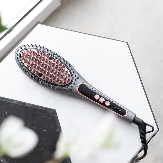 Actual product image Cecotec Bamba InstantCare 800 Travel Brush 26W Tourmaline Ceramic Coating 190º LED Display 1100 Smooth Brush