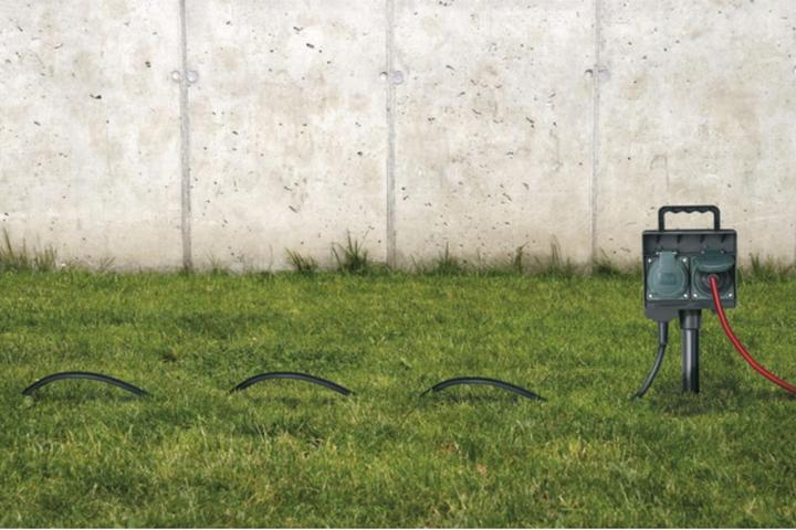 Produktbild Brennenstuhl Gartensteckdose mit Erdspiess (4 x, CEE 7/3, 1.40 m)