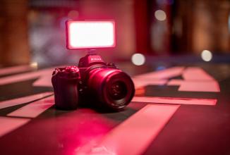 Produktbild Newell RGB-W Rangha Mini LED Lamp for Studio, Home, Outdoor Photos, Travel