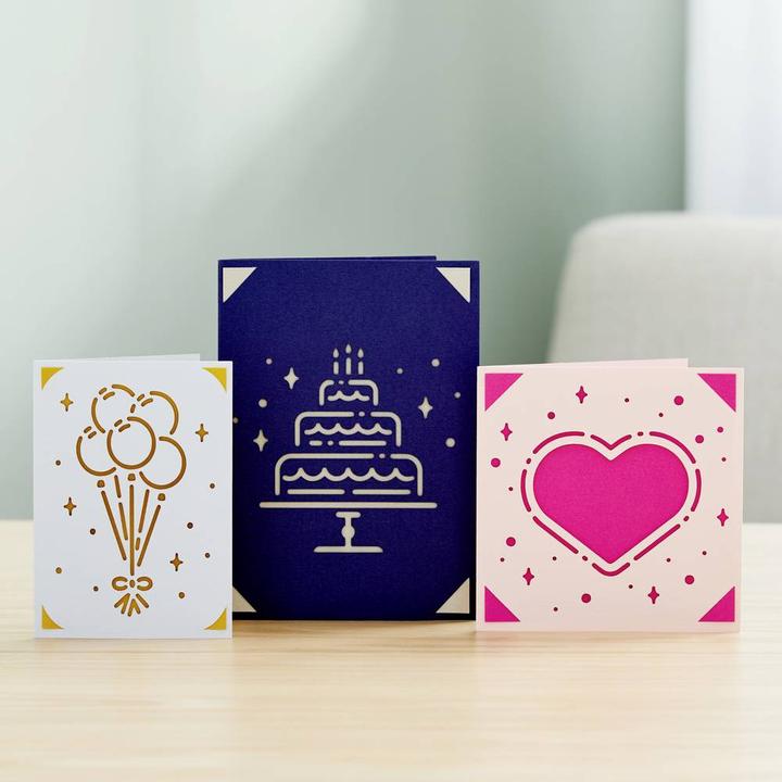 Actual product image Cricut Insert Cards Glitz & Glam R40 12,1cm x 16,8cm 30-pack (P)