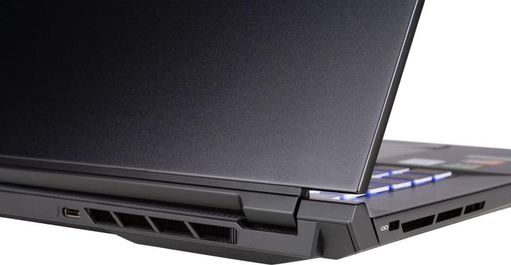 Actual product image Captiva I61-004 (17.30", Intel Core i7-10750H, 32 GB, 1000 GB, DE)