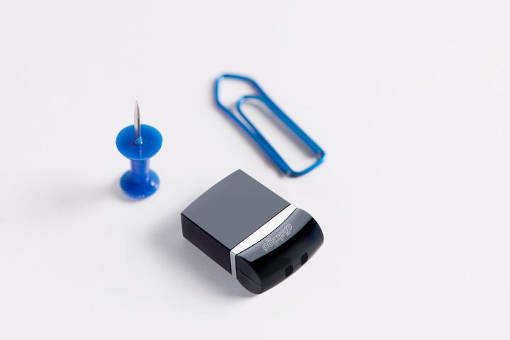 Produktbild Disk2go Nano Edge (32 GB, USB-A)