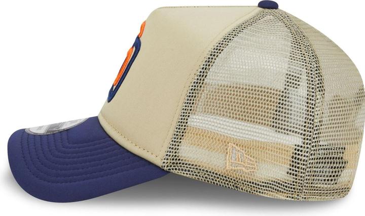 Actual product image New Era 9Forty Trucker San Diego Padres