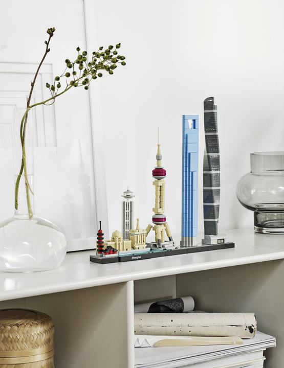 Actual product image LEGO Shanghai (21039, LEGO Architecture)