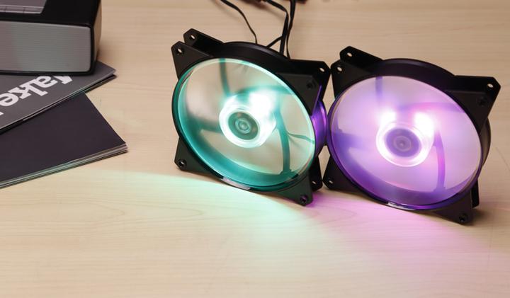Actual product image Cooler Master MasterFan MF121L (120 mm, 1 x)