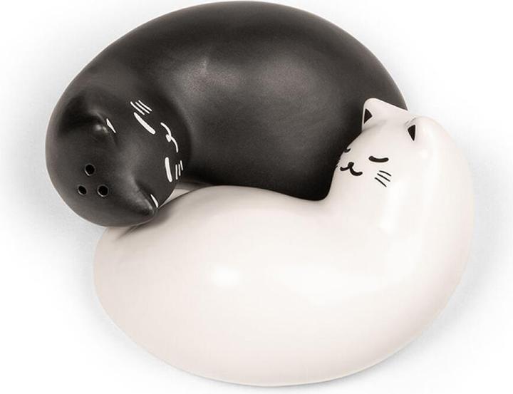 Produktbild Kikkerland - Purrfect Salt & Pepper Shakers - Black and White - 8.25 cm x 3.75 cm x 6.5 cm (Salz, Pfeffer)