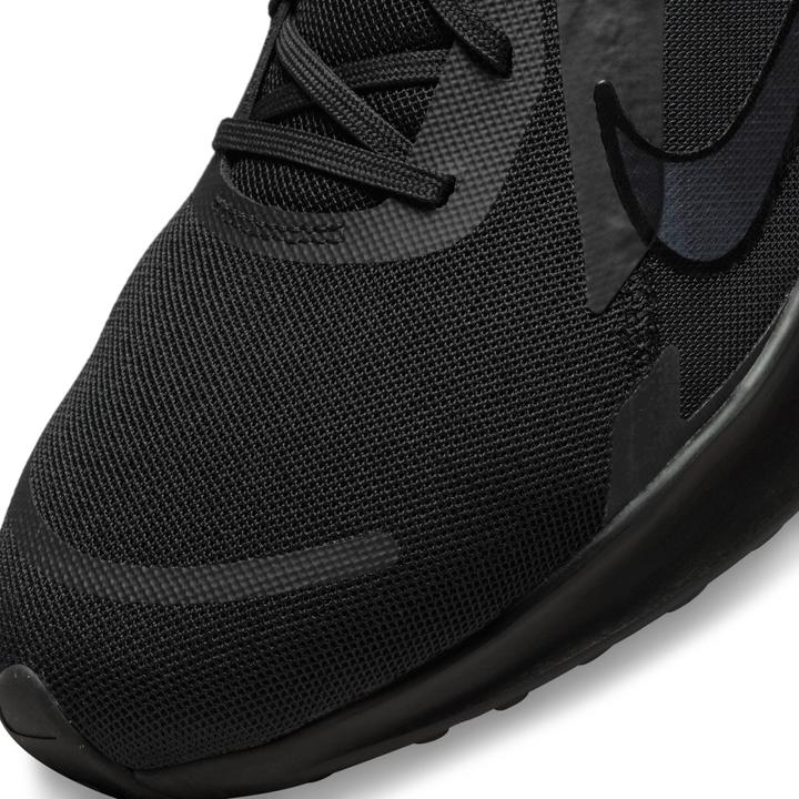 Actual product image Nike Quest 5 Men "s Road Runnin BLACK/DK SMOKE GREY 8.5 (42)