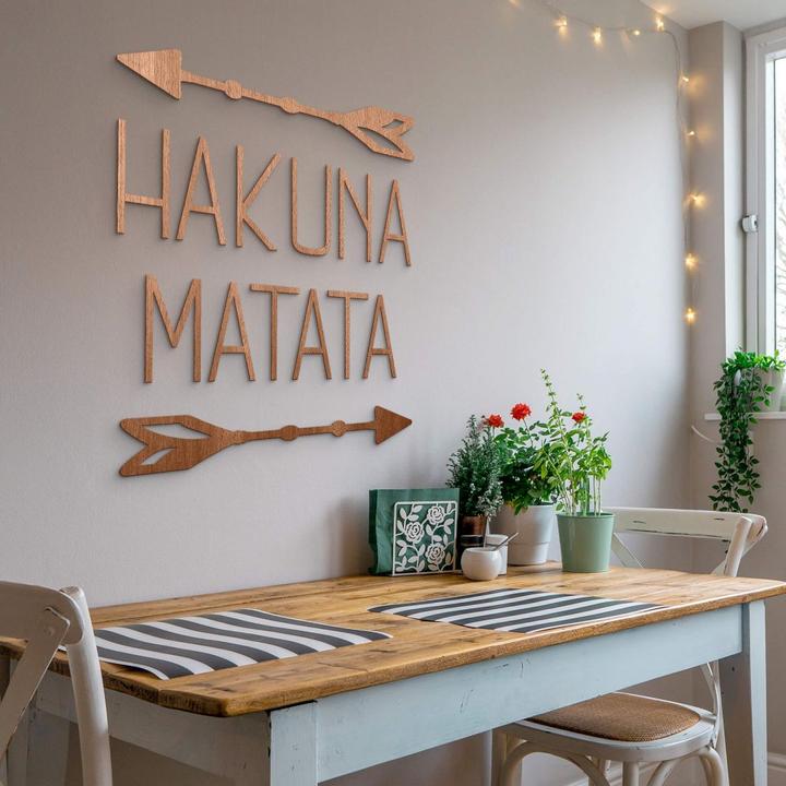 Produktbild Trenddeko Mahagoni Hakuna Matata mit Pfeilen (76 x 80 cm)