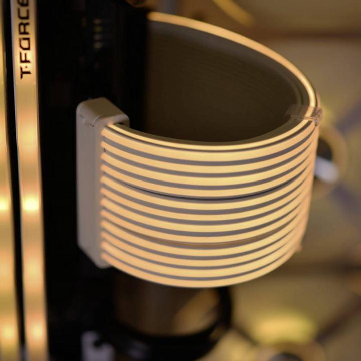 Actual product image Lian-Li Strimer Plus V2 (RGB)