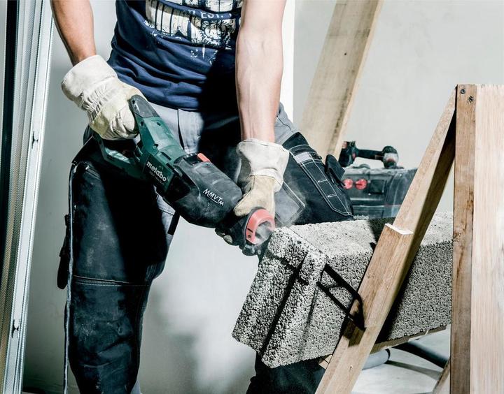Image du produit Metabo Scie sabre SSEP 1400 MVT Coffret plastique