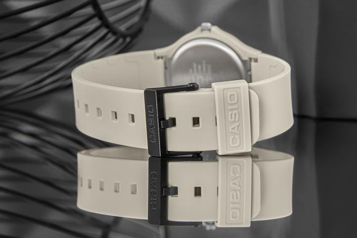Produktbild Casio MQ-24UC-8BDF Uhr + BOX