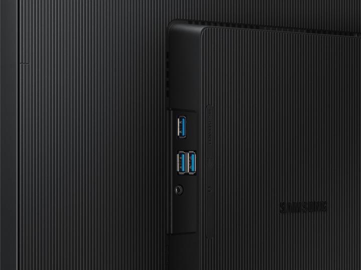 Actual product image Samsung Viewfinity S8 - S80D (3840 x 2160 Pixels, 37")