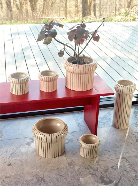 Actual product image Oyoy Vase Aki small 13 cm, Old White/Dark Green (1 x, 16 x 18 x 19 cm, 5.47 l)