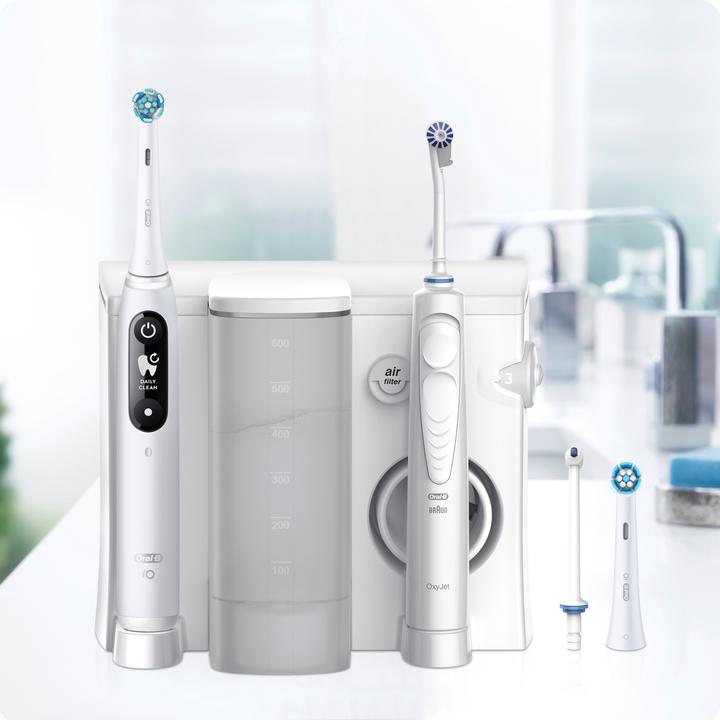 Actual product image Oral-B Oral Health Center