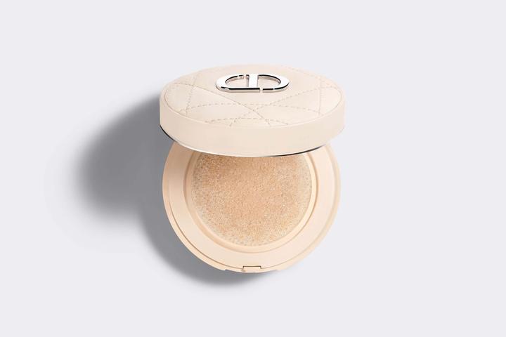 Actual product image Dior Forever Cushion Powder (020 Light)