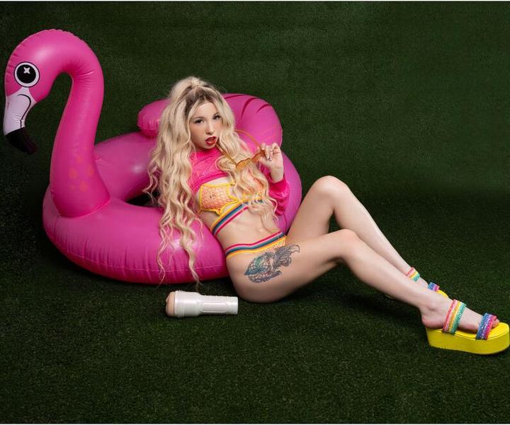 Actual product image Fleshlight Girls - Kenzie Reeves