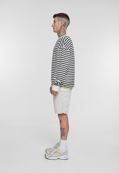 Actual product image Urban Classics Striped Crewneck - 140913 (XXL)