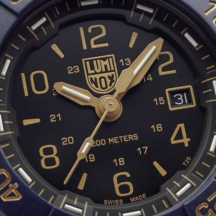 Actual product image Luminox NAVY SEAL STEEL 3250 SERIES (Diving watch, 45 mm)