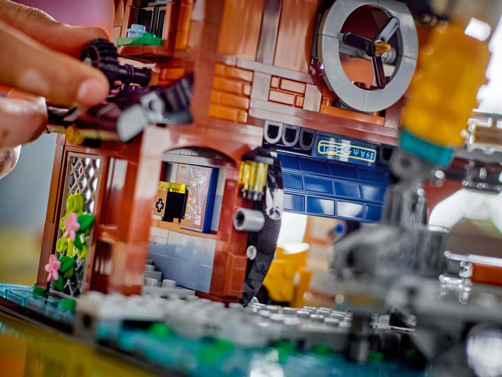 Produktbild LEGO Ninjago City Werkstätten (71837, LEGO Seltene Sets, LEGO Ninjago)