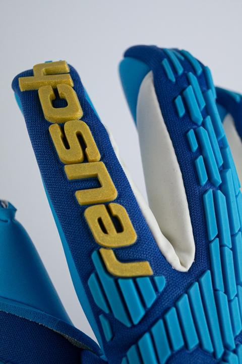 Produktbild Reusch Attrakt Freegel Aqua Windproof Torwarthandschuh (11)