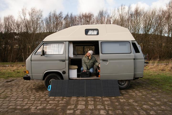 Immagine prodotto Bluetti PV200 (200 W, 7.30 kg)