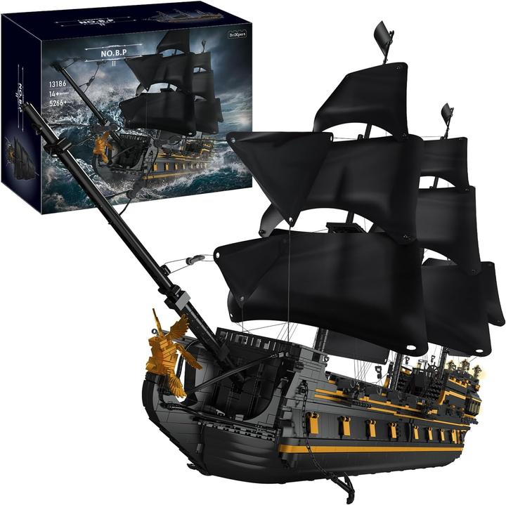 Mould King Black Pearl 2