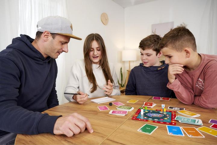 Actual product image Noris Opposite board game (German)