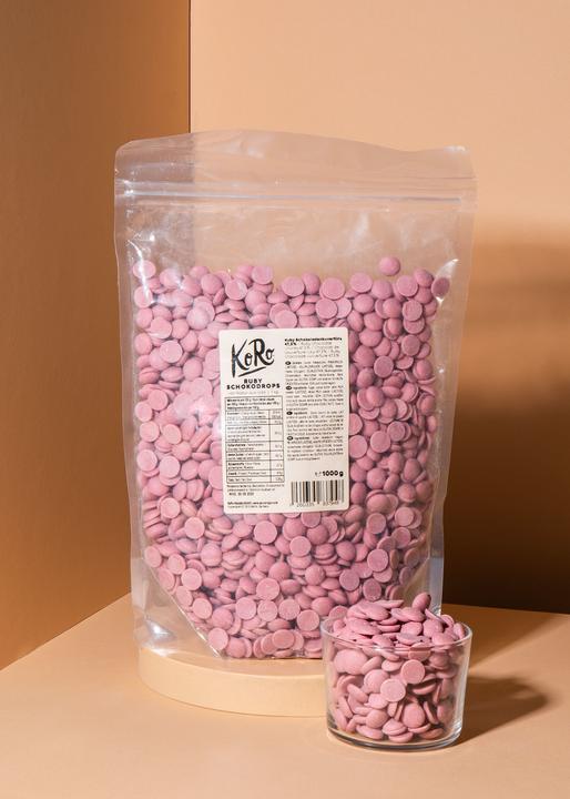Image du produit KoRo Couverture de chocolat rose Drops de fèves de cacao Ruby (1000 g)