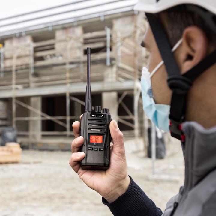 Actual product image Midland G13 radio, PMR446 16 channels, stand charger, battery pack 2600 mAh (C1462) (12 km)