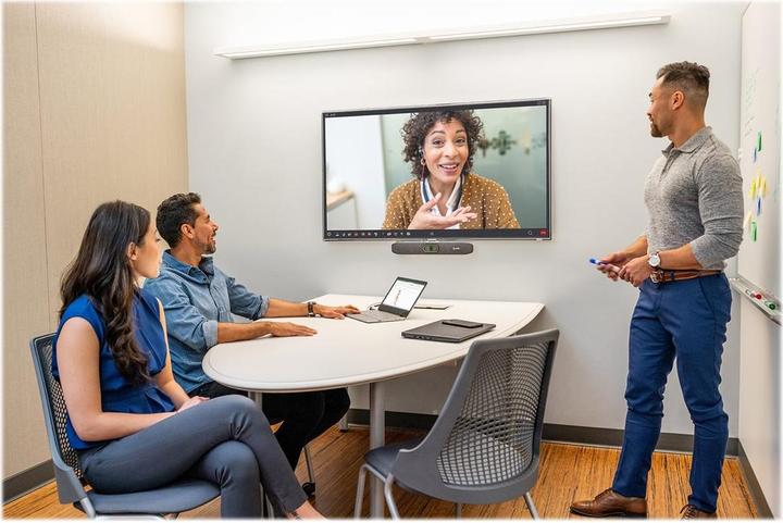 Produktbild Poly Studio R30 USB Video Bar