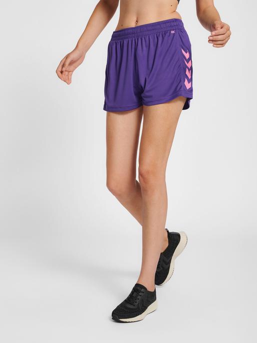 Actual product image hummel Core Xk Poly Shorts Woman (XL)