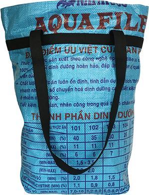 Image du produit Bekos Upcycling - Grand sac à provisions en sacs de nourriture pour poissons recyclés bleu