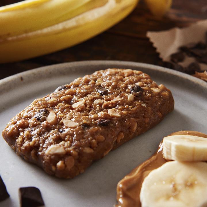 Immagine prodotto Clif Bar Barretta energetica (Banana, Cioccolato fondente, Burro di Arachidi, 12 pz., 816 g)