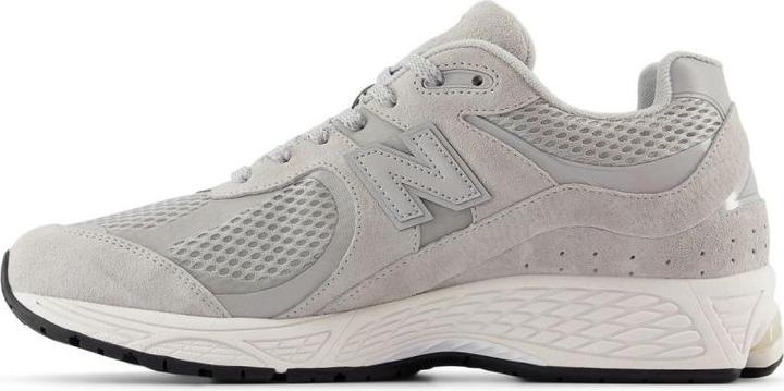 Actual product image New Balance M2002WD (38)