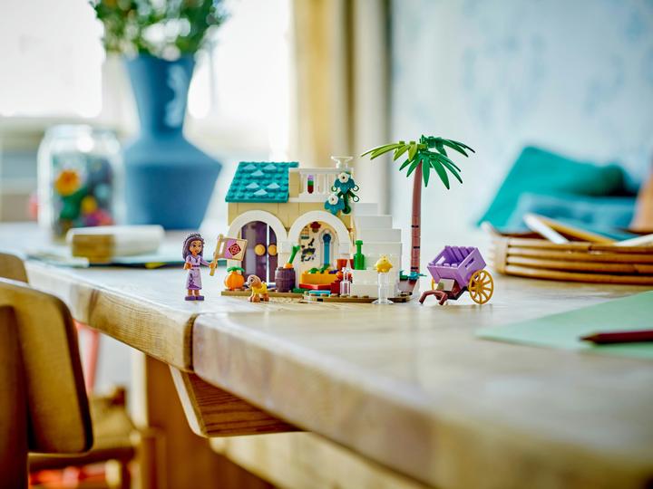 Produktbild LEGO Asha in der Stadt Rosas (43223, LEGO Disney)