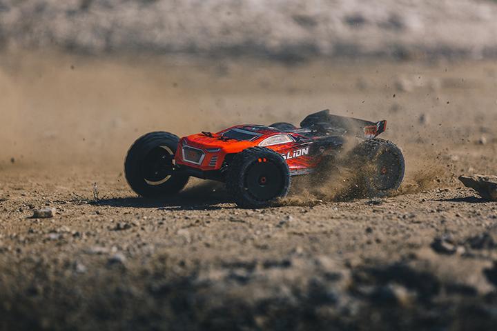 Image du produit Arrma Talion 6S BLX 4WD - Truggy ARTR - Rouge/ Noir (Presque prêt à être conduite)