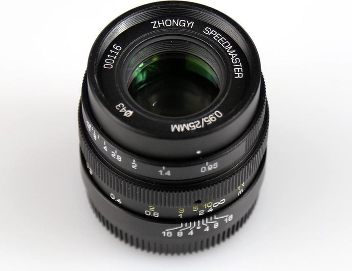 Produktbild Zhongyi Mitakon Speedmaster 25mm / 0.95 für MFT (Micro Four Thirds, Micro Four Thirds)