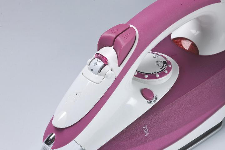 Actual product image Ariete Iron 2000W, violet (2200 W)