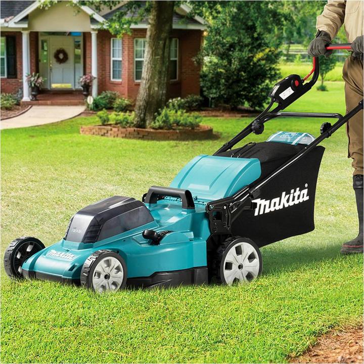 Immagine prodotto Makita DLM480Z (Batteria ricaricabile)