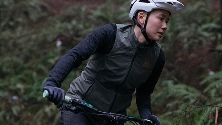 Produktbild Giro W Cascade Insulated Vest (XL)