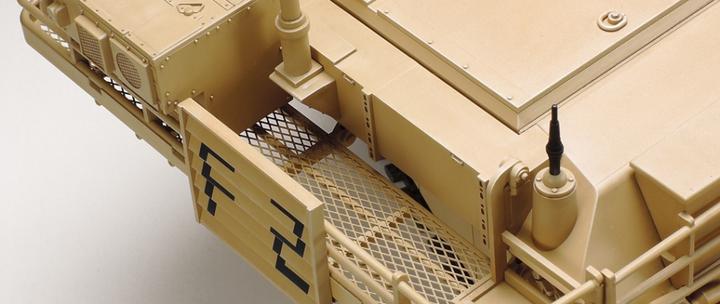 Produktbild Tamiya US KPz M1A2 Abrams Full Option (Kit)