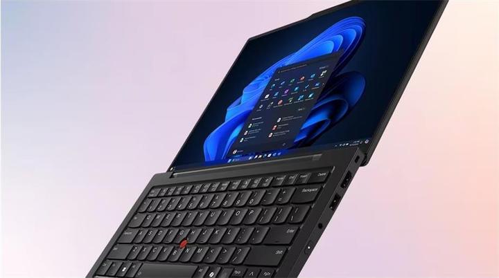 Productafbeelding Lenovo ThinkPad X1 Carbon Gen 13 (14", Intel Core Ultra 7 258V, 32 GB, 1000 GB, NL)