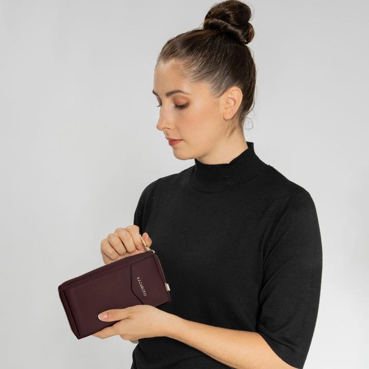Actual product image Lazarotti Bologna Leather Handytasche Leder 11 cm