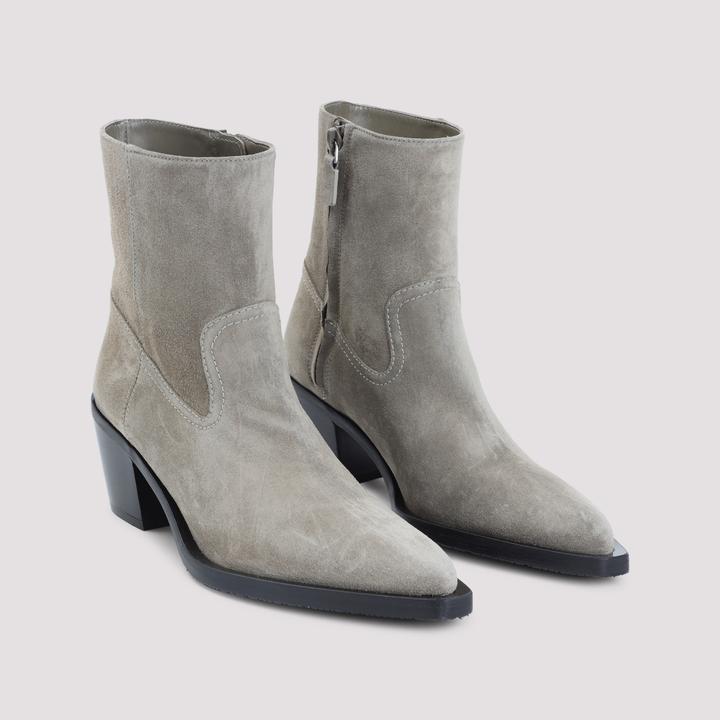 Actual product image Stuart Weitzman SK186.SKD (38)