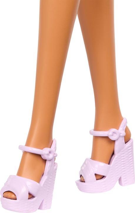 Productafbeelding Barbie Fashionista pop in paarse rok met ruches