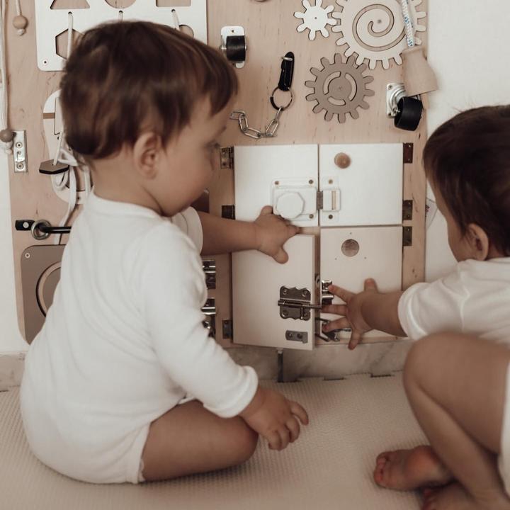 Produktbild Woobiboo Wandaktivitätenspielbrett Woobiboard