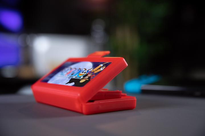 Actual product image Konix One Piece Game Case Switch Logo (Switch)