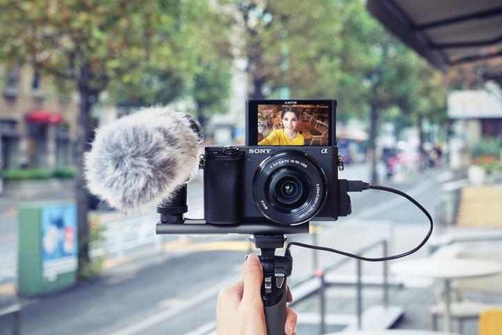 Actual product image Sony Alpha 6400 (24.20 Mpx, APS-C / DX)