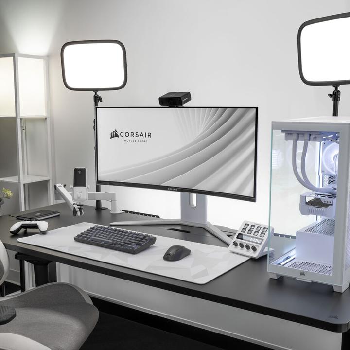 Actual product image Corsair Xeneon 34WQHD240-C (3440 x 1440 pixels, 34")
